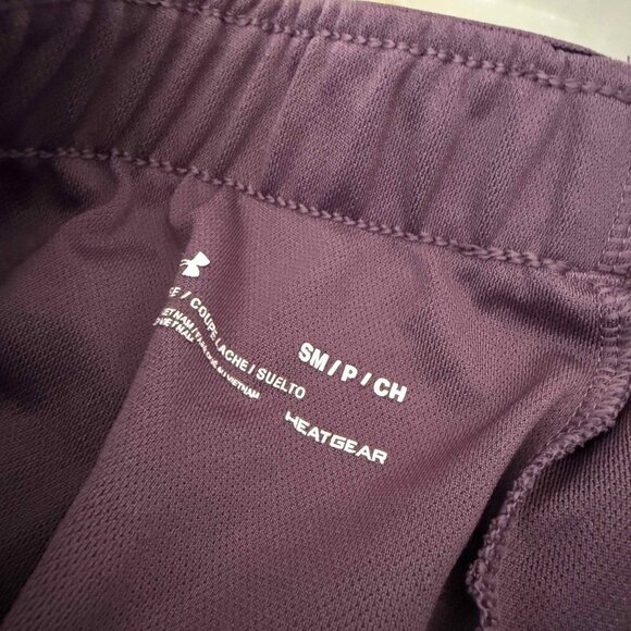 Under Armour Short - Picture 2 of 4